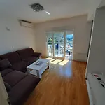 Apartman U Centru Makarske